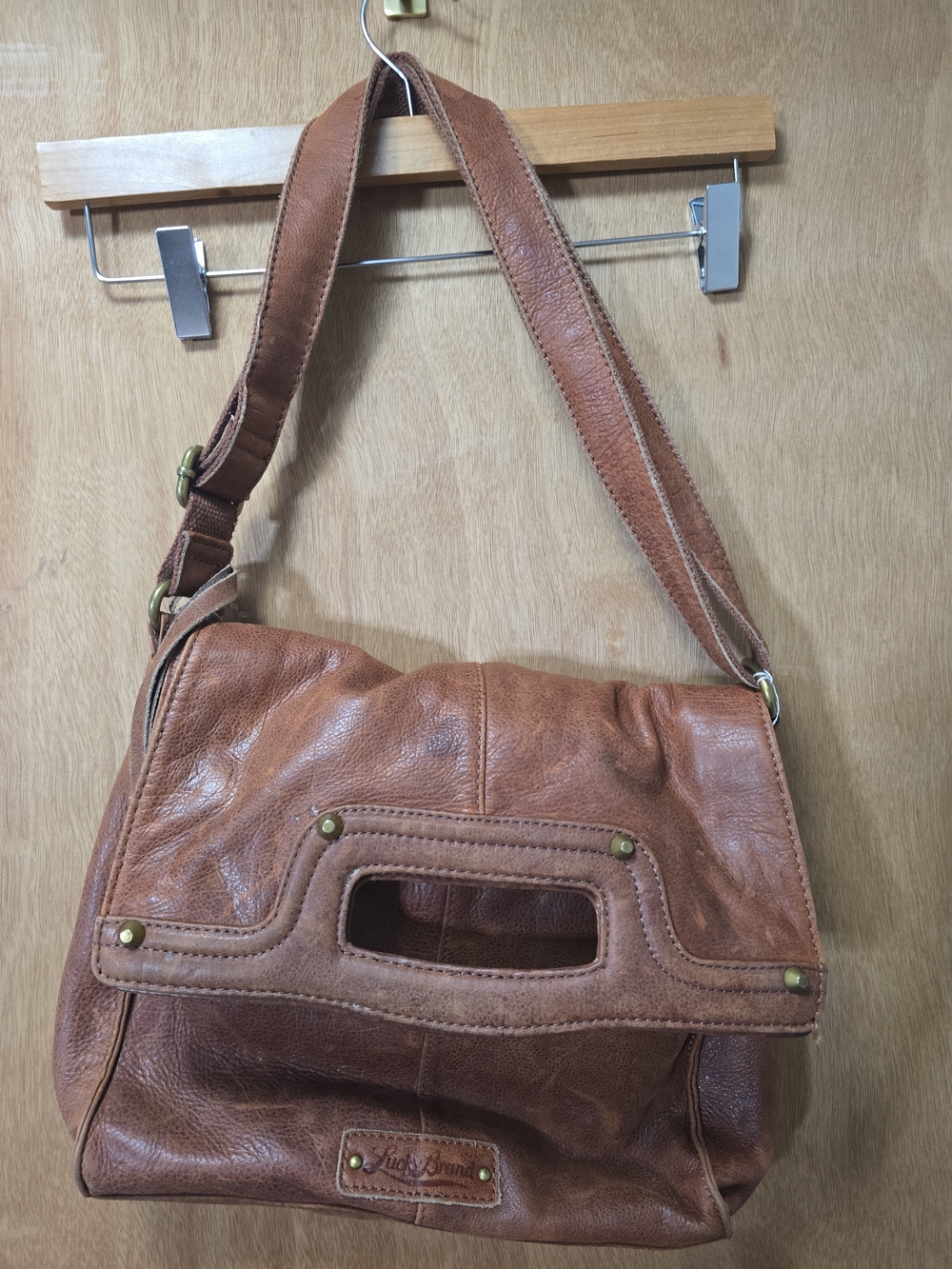 Lucky Brand Abbey Road Brown Leather Crossbody Bag Adjustable Strap READ DESC